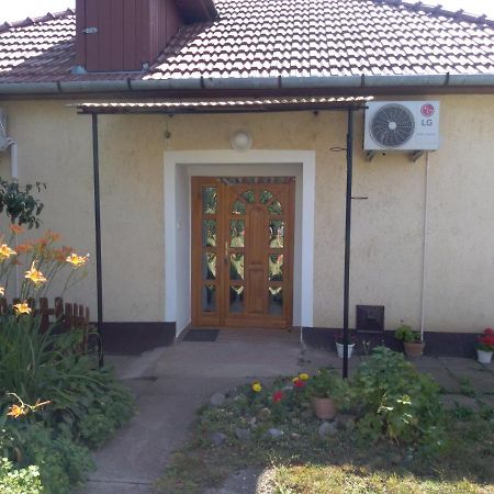 Raday Apartman Hajduszoboszlo Exterior photo